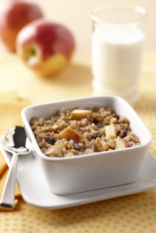 Apple-Raisin Breakfast Quinoa