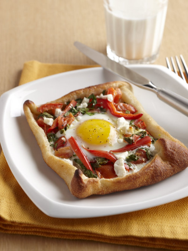 Egg-thanean Breakfast Pizza